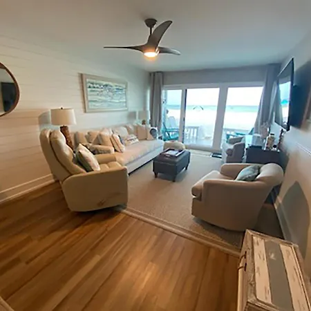 Pirate Cove Villas #111 By Emerald Coast Retreats